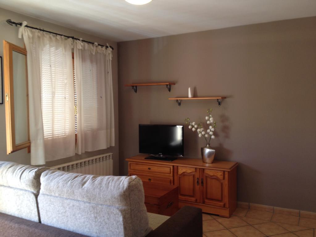Apartamentos Residencial Fornocal Alquezar Phòng bức ảnh