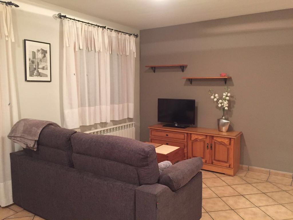 Apartamentos Residencial Fornocal Alquezar Ngoại thất bức ảnh